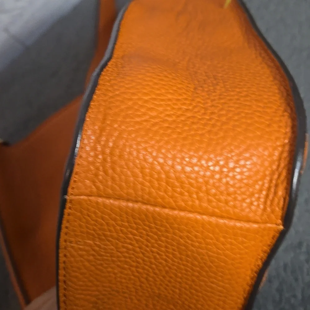 Elegant Orange Michael Kors Sullivan Large Leather Messenger Bag